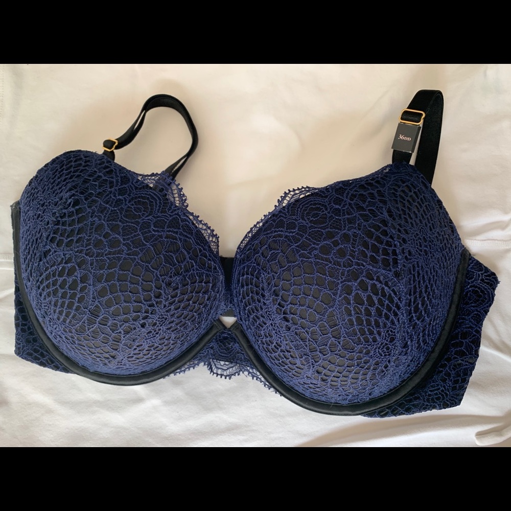 Victoria’s Secret Very Sexy Push-Up